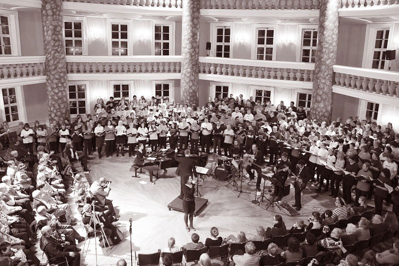 Chorverband lädt zu StarLights ein (Foto: Thüringer Landesmusikakademie Sondershausen) Chorverband lädt zu StarLights ein (Foto: Thüringer Landesmusikakademie Sondershausen)