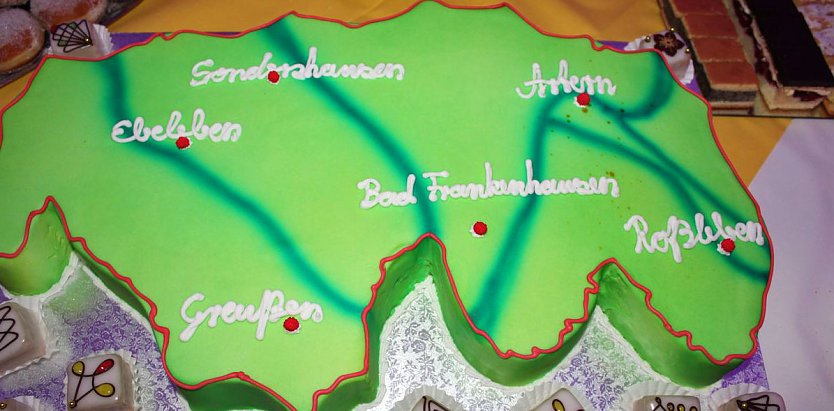 NEUJAHRSEMPFANG DES KYFFHÄUSERKREISES (Foto: Karl-Heinz Herrmann) NEUJAHRSEMPFANG DES KYFFHÄUSERKREISES (Foto: Karl-Heinz Herrmann)