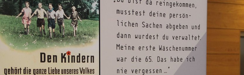 Ziel: Umerziehung  - Sonderausstellung in der Nordh&auml;user Biblitothek (Foto: Angelo Glashagel)