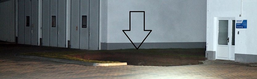 Erdfall: 40 Meter tief (Foto: nnz)