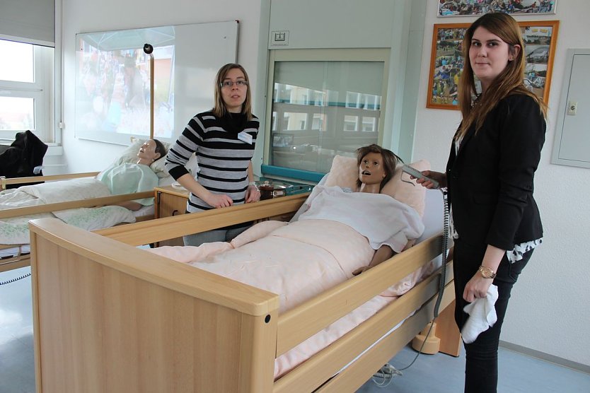 Viele Interessenten kamen zum Schulbesuch (Foto: Karl-Heinz Herrmann)