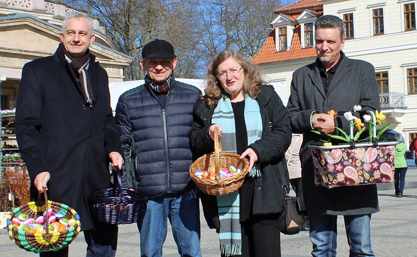 Parteiengr&uuml;&szlig;e zu Ostern (Foto: Karl-Heinz Herrmann)