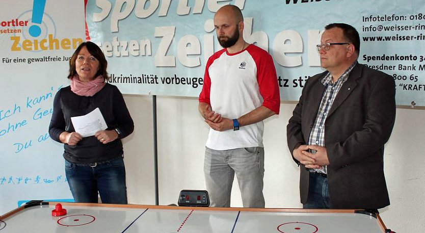 Sport- und Spielger&auml;te vom Wei&szlig;en Ring (Foto: Karl-Heinz Herrmann)