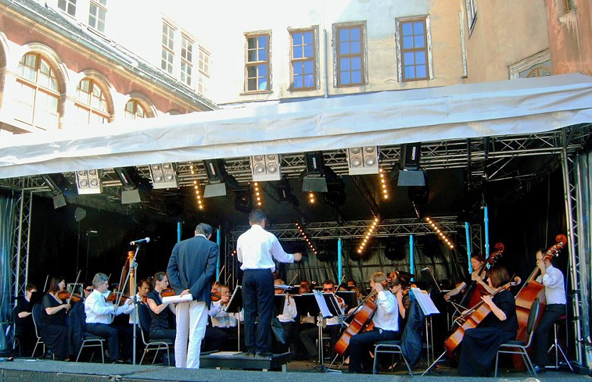 Residenzfest mit dem Loh-Orchester (Foto: Karl-Heinz Herrmann)