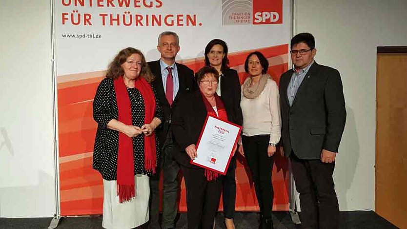 F&uuml;r Kommunalpolitik ausgezeichnet (Foto: J&ouml;rg Esser)