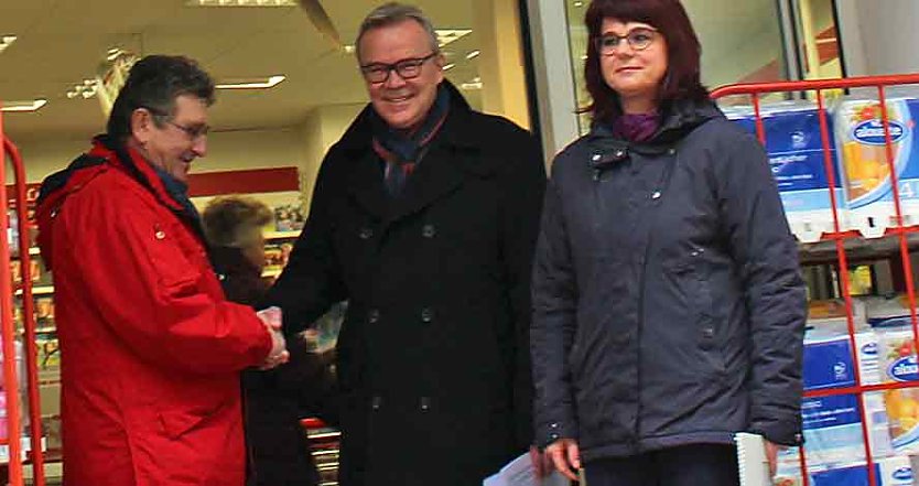 Flachl&auml;den sollen Zwei-Geschosser werden (Foto: Karl-Heinz Herrmann)