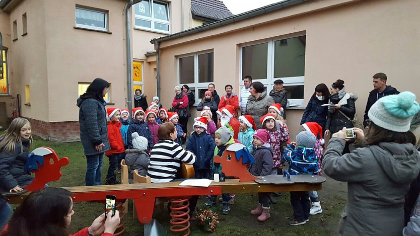 Weihnachtsmarkt in der Kita Bebraspatzen (Foto: Michaela Liebing)