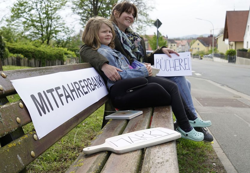 Mitfahrbank (Foto: Huk Coburg)