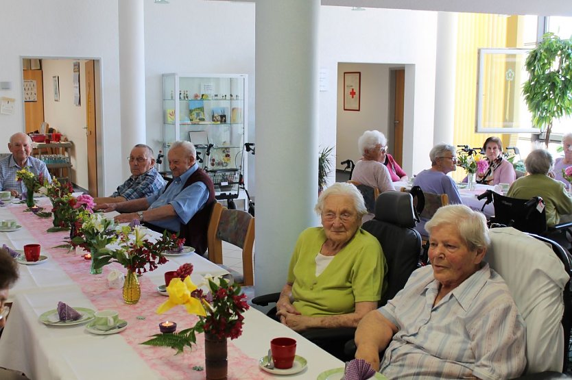 Pfingstfest im DRK Pflegeheim Heringen (Foto: Doreen K&uuml;hrt)