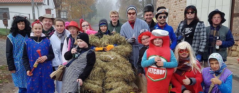 Umzug der Kirmesjugend (Foto: privat)