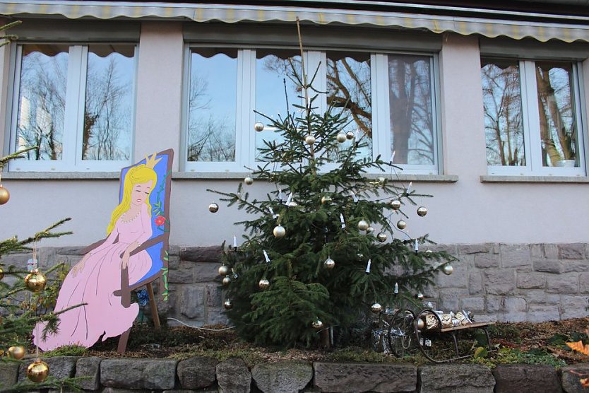 Weihnachtsmarkt an der Kindervilla (Foto: Karl-Heinz Herrmann)