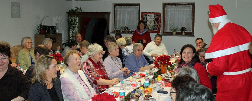 Gem&uuml;tliche Weihnachtsfeier im Verband (Foto: Karl-Heinz Herrmann)