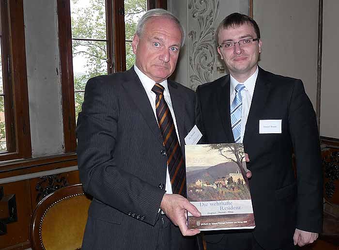 Neuer Band erschienen (Foto: Karl-Heinz Herrmann)