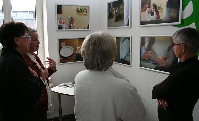 Ausstellung er&ouml;ffnet (Foto: Piper/pln)