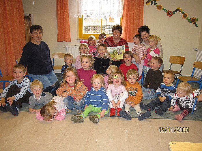 Gudrun Holbe beim Vorlesetag (Foto: CDU-Kyfffh&auml;userkreis)