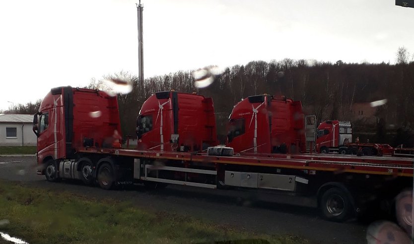 Windr&auml;der werden abtransportiert (Foto: privat)
