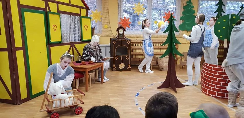 Weihnachtszeit im Kindergarten (Foto: K. Weizel) Weihnachtszeit im Kindergarten (Foto: K. Weizel)