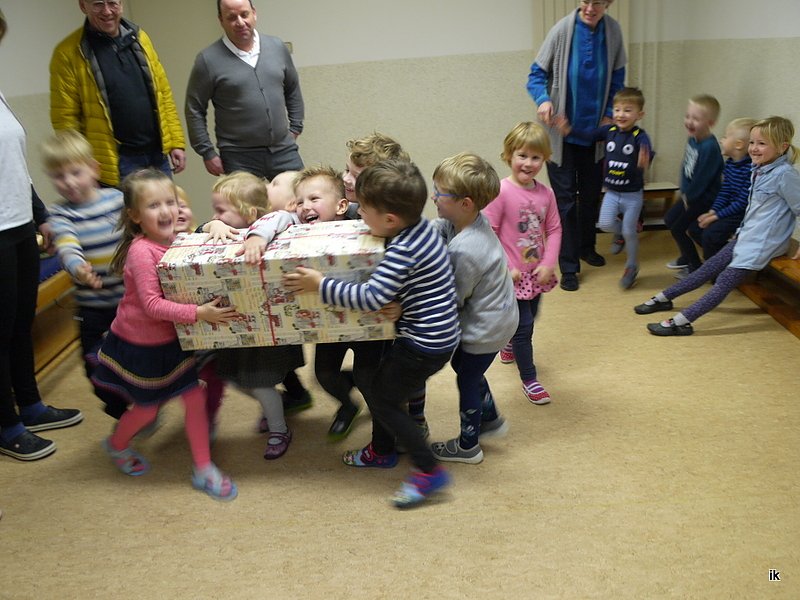Mit Paket (Foto: Ilka K&uuml;hn)