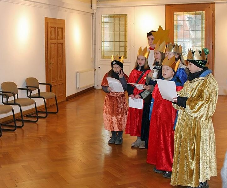 Die Sternsinger kommen (Foto: Karl-Heinz Herrmann)