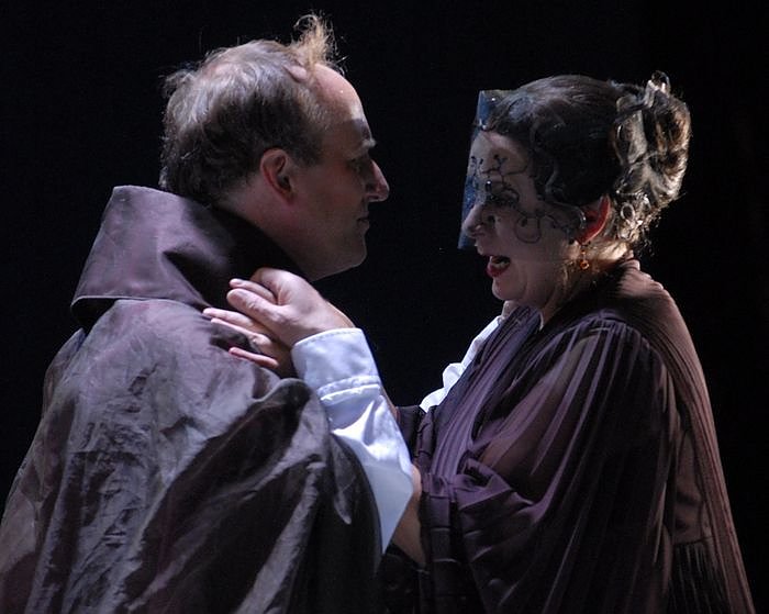 Theater-Gabentisch (Foto: I. K&uuml;hn)