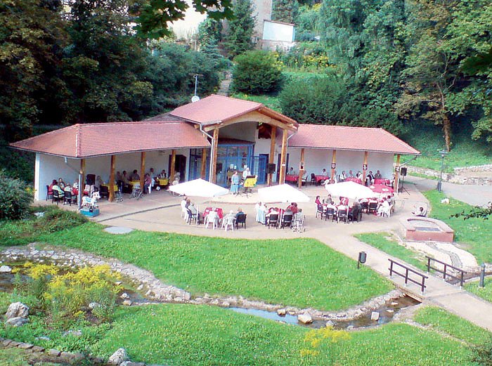 Etwas geflunkert (Foto: Karl-Heinz Herrmann) Etwas geflunkert (Foto: Karl-Heinz Herrmann)