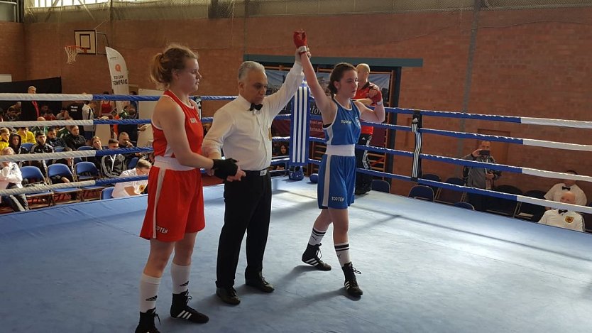 Bei den diesj&auml;hrigen Deutschen Meisterschaften der Junioren im Ostseebad Binz, gewann Sophie Obst, Nachwuchsboxerin im Nordh&auml;user SV souver&auml;n ihren Halbfinalkampf (Foto: NSV Boxen)