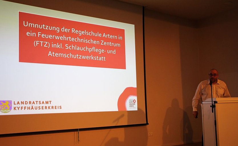 Feuerwehrtechnisches Zentrum wird gebaut (Foto: Karl-Heinz Herrmann)