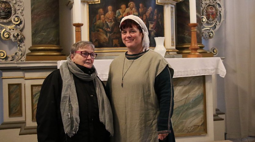 Wollen ihre Kirche retten: Elke Blanke und Astrid Lautenschl&auml;ger (Foto: Angelo Glashagel)
