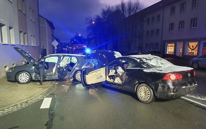 Zwei Verletzte nach Unfall (Foto: Silvio Dietzel)