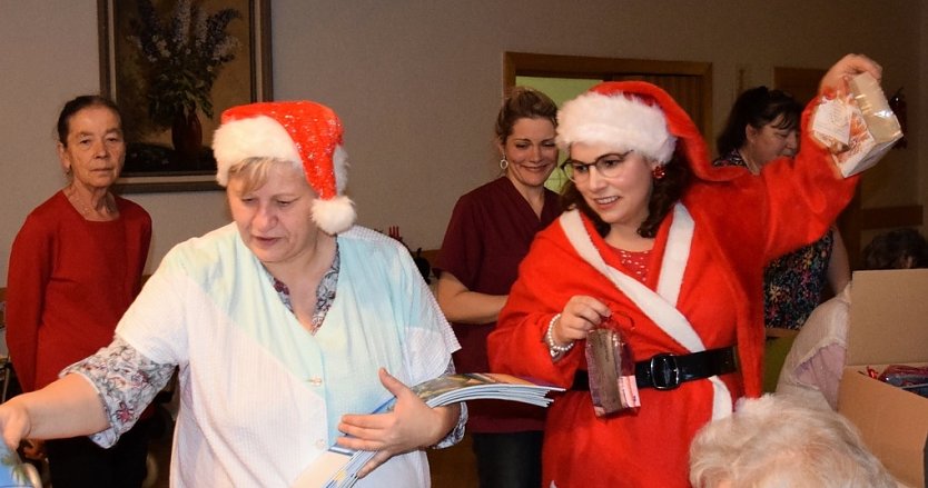Weihnachtsfeier (Foto: DRK-Pflegeheim)