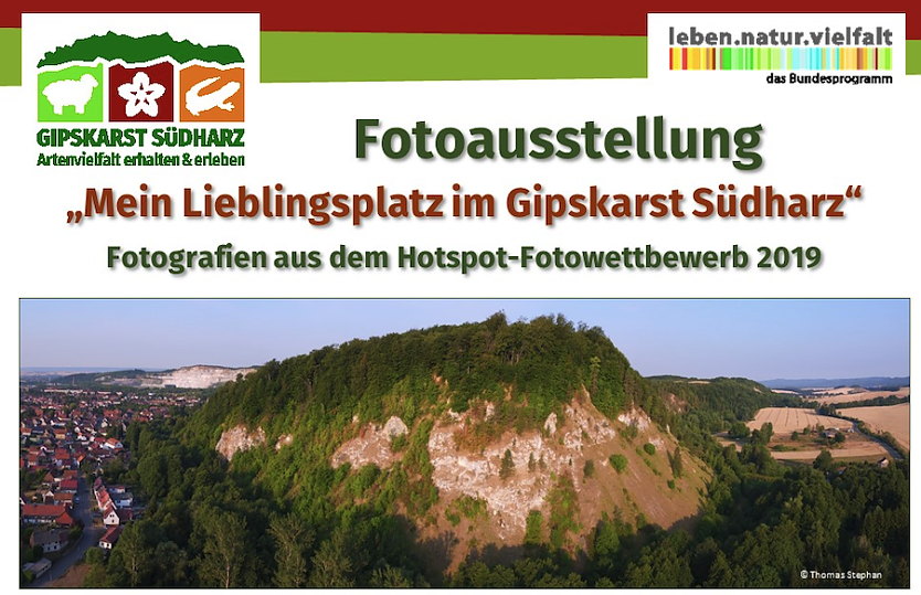 Fotoausstellung in der Stadtbibliothek (Foto: Landschaftspflegeverband S&uuml;dharz/Kyffh&auml;user e.V.)
