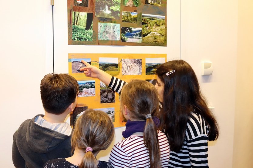 Ausstellung er&ouml;ffnet (Foto: Landschaftspflegeverband S&uuml;dharz/Kyffh&auml;user)