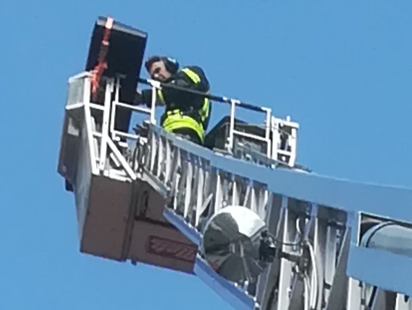 Auf der Drehleiter (Foto: Franz Bierschenk)