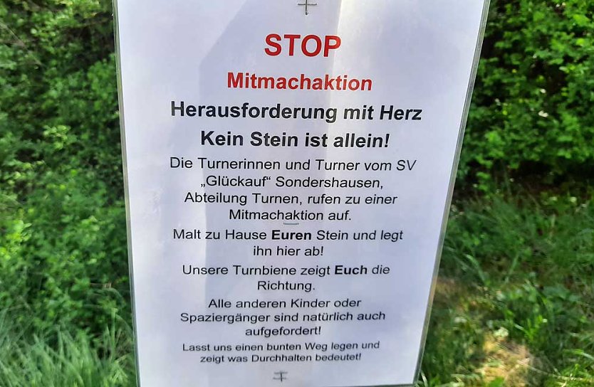 Mitmachaktion am Radweg (Foto: Karl-Heinz Herrmann)