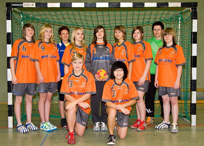 Neues Outfit bei Handballerinnen (Foto: David Barth)