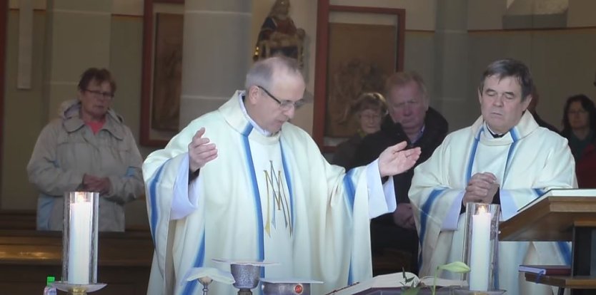 Maiandacht in Etzelsbach (Foto: aus dem Livestream) Maiandacht in Etzelsbach (Foto: aus dem Livestream)