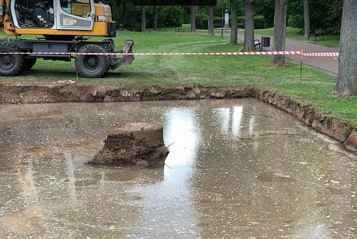 Wasserloch (Foto:  Andrea Waldmann)