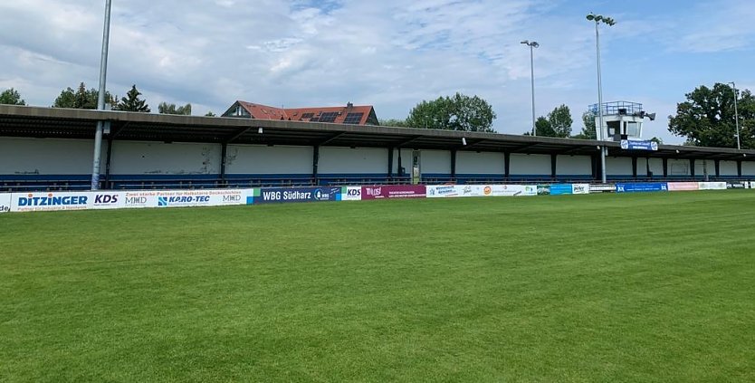 Leerer AKS-Hauptplatz (Foto: oas)