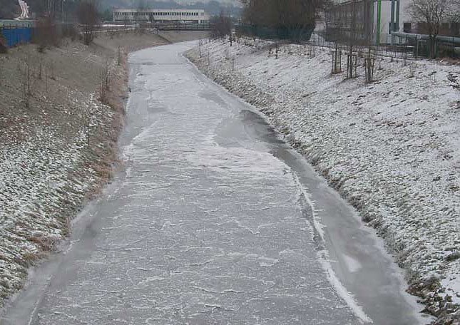 Gefrorene Wipper 2009 (Foto: Karl-Heinz Herrmann)