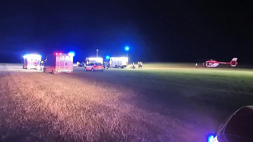 Schwerverletzte nach Quad Unfall (Foto: FFW Bad Frankenhausen / Silvio Dietzel) Schwerverletzte nach Quad Unfall (Foto: FFW Bad Frankenhausen / Silvio Dietzel)