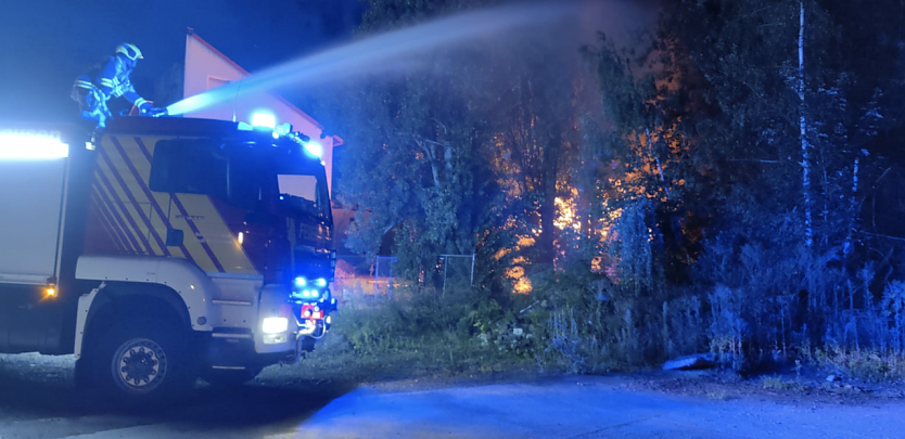 Großfeuer am Grimmel (Foto: privat) Großfeuer am Grimmel (Foto: privat)