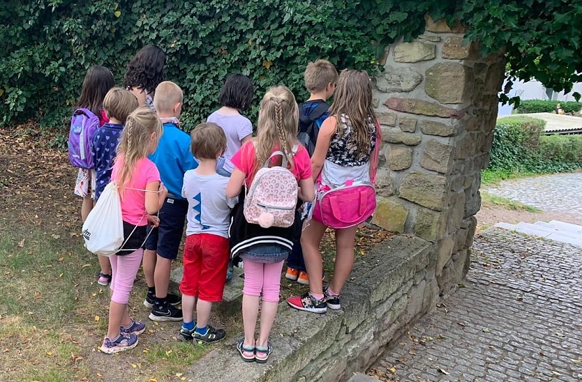 Treppenk&auml;ferbesichtigung (Foto: Familienzentrum)
