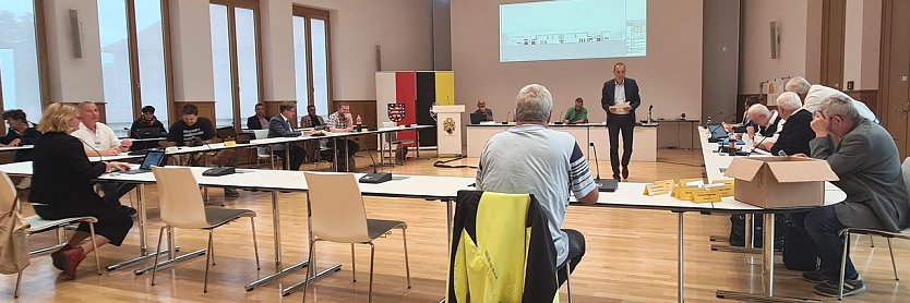 Blick in den Ratssaal (Foto: nnz)