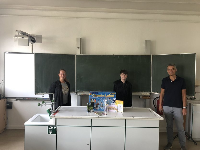 Auszeichnung f&uuml;r Nils Winsel (Foto: Schillergymnasium Bleicherode)