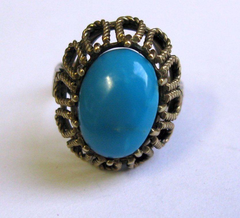 Wer vermisst diesen Ring? (Foto: Landespolizeiinspektion Nordhausen) Wer vermisst diesen Ring? (Foto: Landespolizeiinspektion Nordhausen)