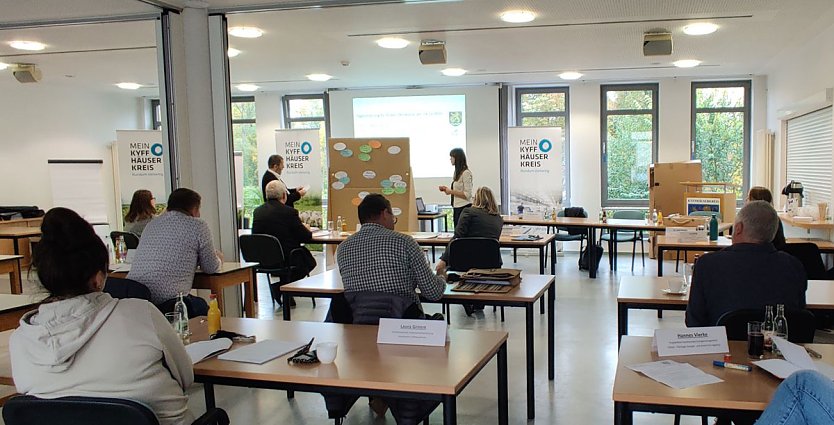 Auftaktworkshop für den Klimaschutz im Kyffhäuserkreis (Foto: Landratsamt Kyffhäuserkreis) Auftaktworkshop für den Klimaschutz im Kyffhäuserkreis (Foto: Landratsamt Kyffhäuserkreis)