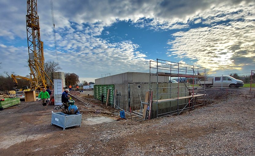 Blick auf die Wasserwerk-Baustelle in Ellrich. (Foto: Johannes R&auml;thel/WVN)