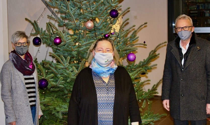 v.l. Frau Szemendera, Frau Blunk, E. Wehmeier (Foto: Eva Maria Wiegand)