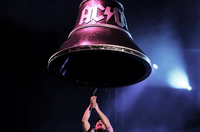 Mit AC/DX auf den "Highway to hell" (Foto: Agentur) Mit AC/DX auf den "Highway to hell" (Foto: Agentur)