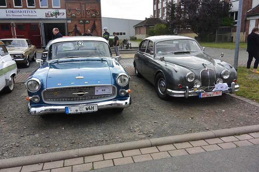 Oldtimer vor dem IFA-Museum (Foto: HG Franke) Oldtimer vor dem IFA-Museum (Foto: HG Franke)